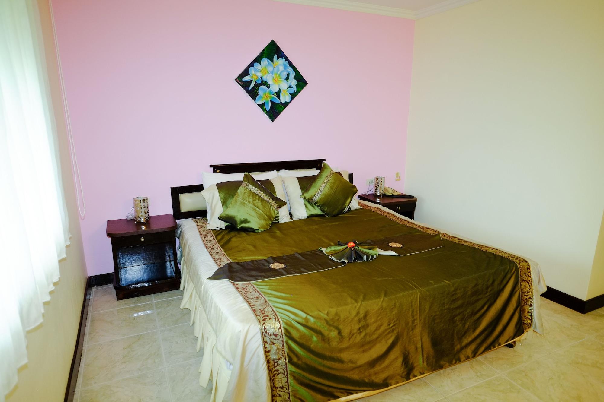 Adonis Guest House Patong Eksteriør billede