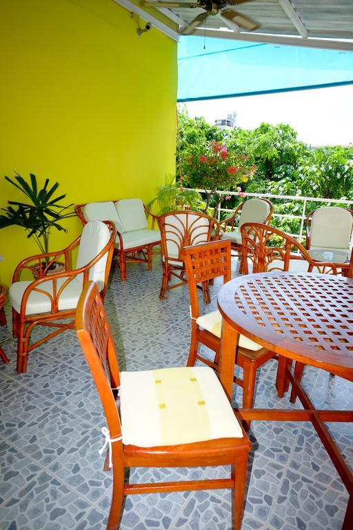 Adonis Guest House Patong Eksteriør billede
