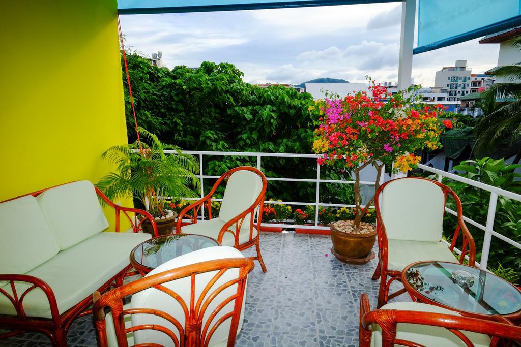 Adonis Guest House Patong Eksteriør billede